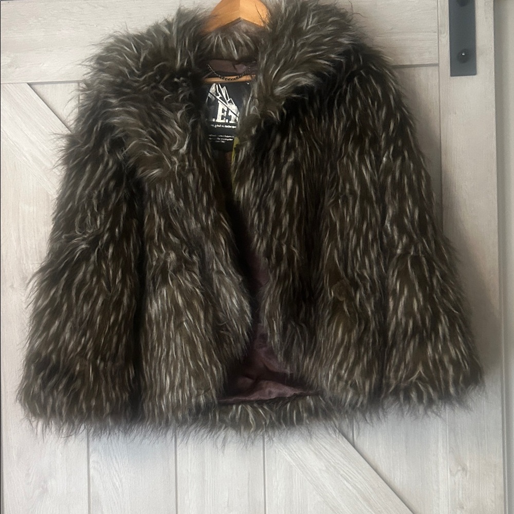 Faux Fur Women's Sweater Jacket - Brown